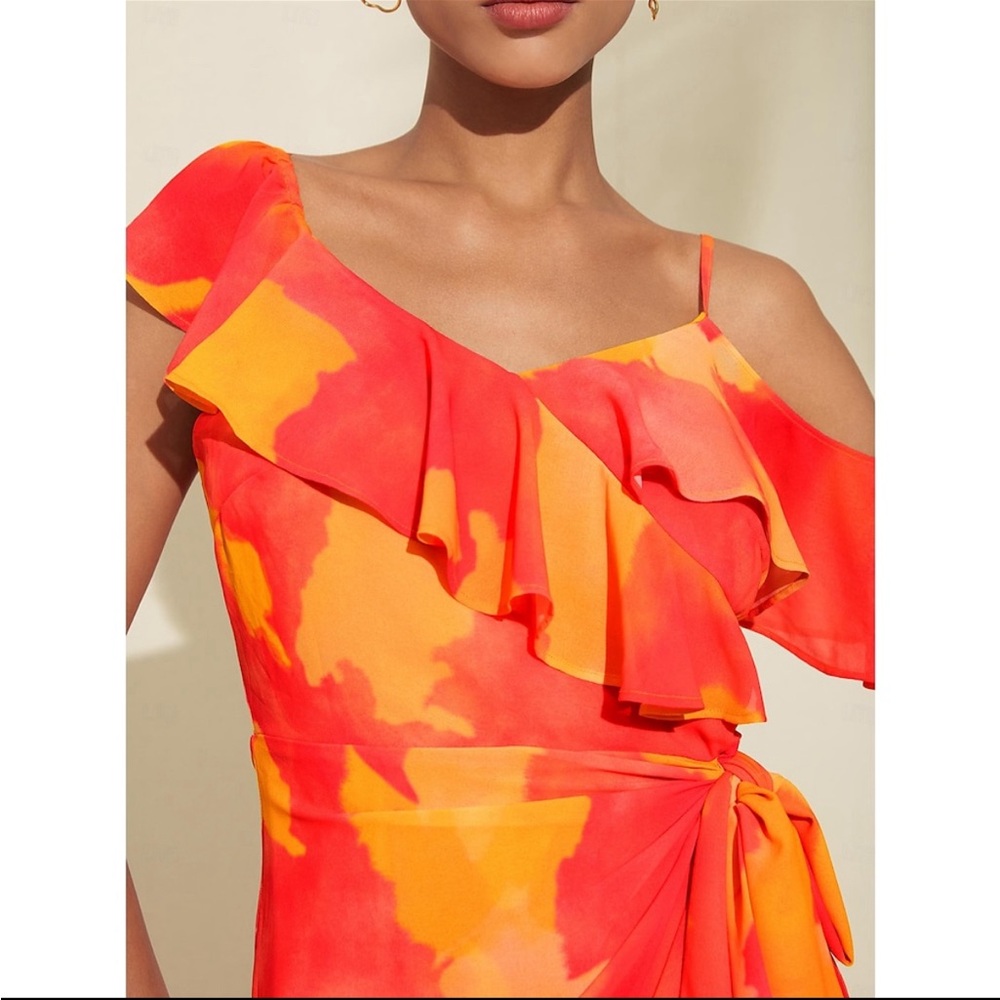 Dress - Picture 2 of 12